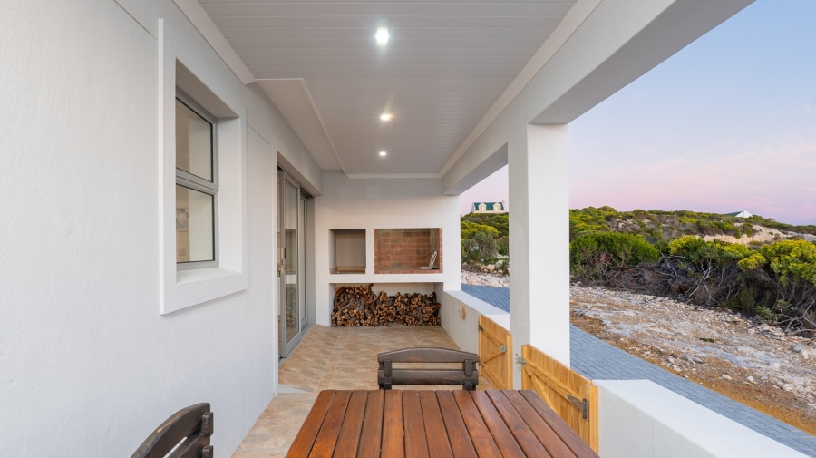 2 Bedroom Property for Sale in Agulhas Western Cape